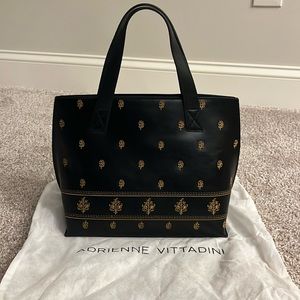 Adrienne Vittadini patterned satchel